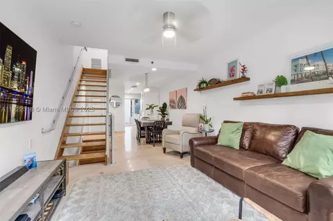 204 Washington Ave #13, Miami Beach, FL 33139