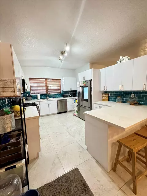 Kitchen - 9478 Easter Rd, Cutler Bay, FL 33157 photo 1 of 3