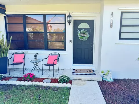 Exterior - 9478 Easter Rd, Cutler Bay, FL 33157 photo 1 of 3