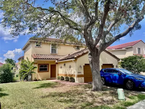 18463 NW 20th St, Pembroke Pines, FL 33029