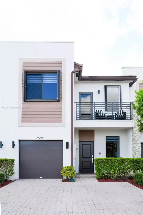 20618 NE 2nd Ct, Miami, FL 33179