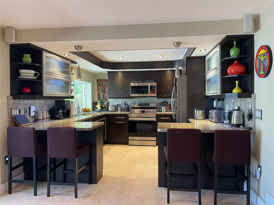 Kitchen - 6411 SW 62nd Ter, South Miami, FL 33143 photo 1 of 2