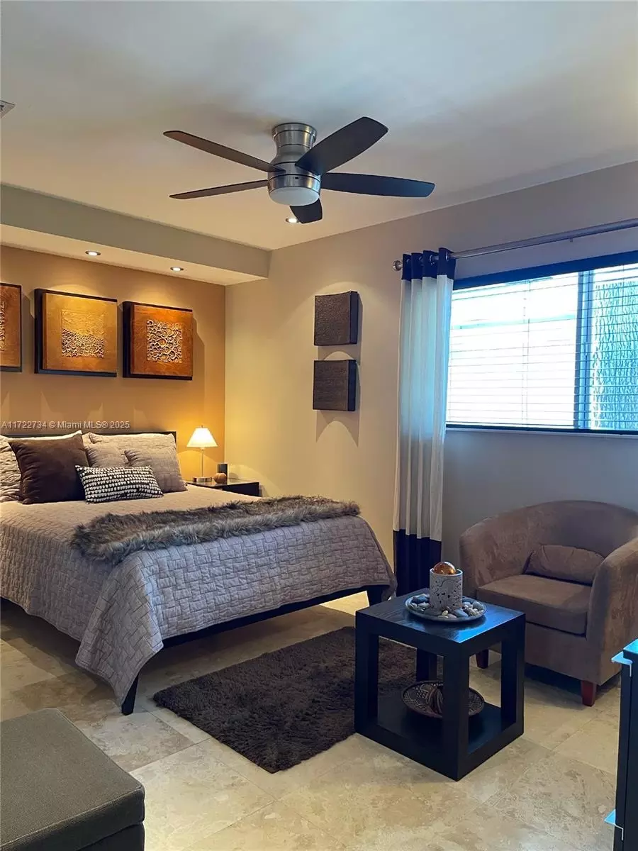 Bedroom - 6411 SW 62nd Ter, South Miami, FL 33143 photo 2 of 2