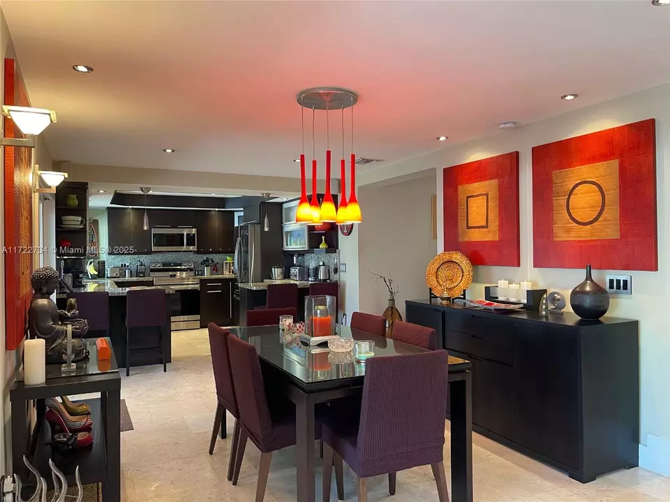 Dining - 6411 SW 62nd Ter, South Miami, FL 33143 photo 3 of 3