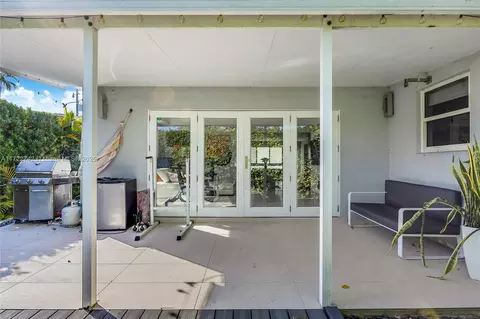 9365 Dickens Ave, Surfside, FL 33154 photo 26