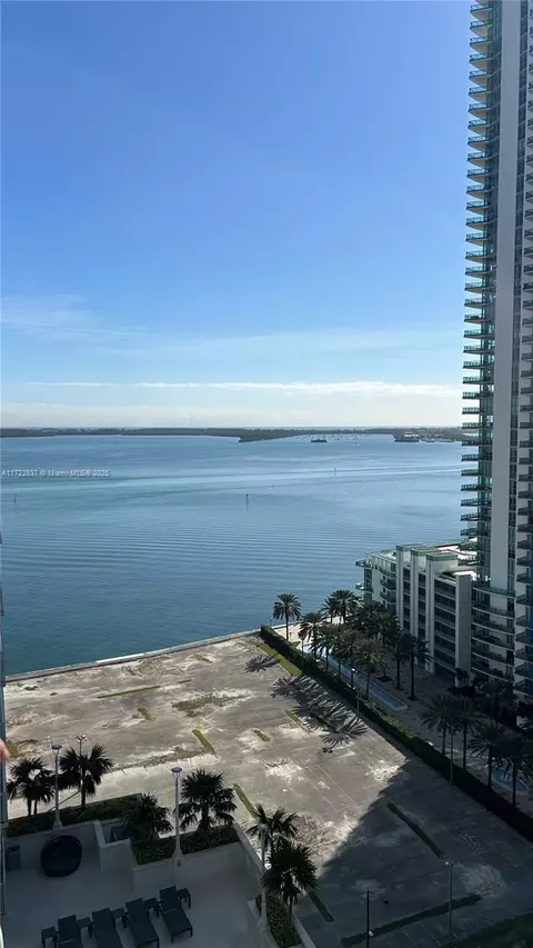 1200 Brickell Bay Dr #2007, Miami, FL 33131