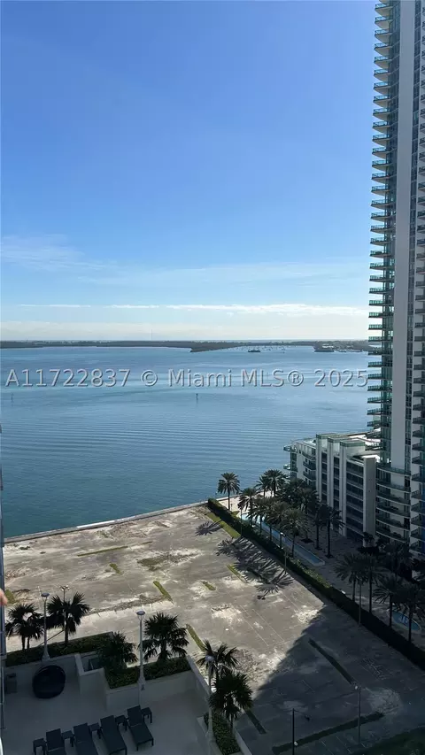 1200 Brickell Bay Dr #2007, Miami, FL 33131
