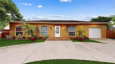 386 NW 17th Ct, Homestead, FL 33030