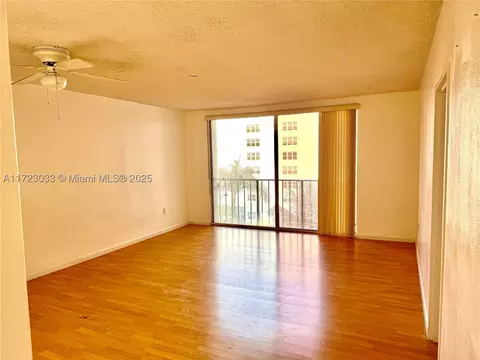 800 West Ave #714, Miami Beach, FL 33139