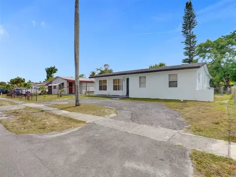 650 SW 28th Ter, Fort Lauderdale, FL 33312