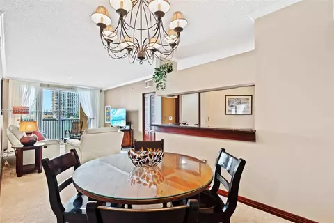 17150 N Bay Rd #2205, Sunny Isles Beach, FL 33160