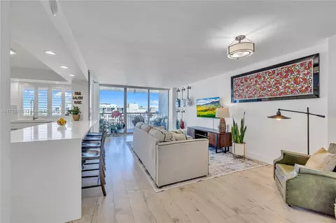 2655 Collins Ave #2005, Miami Beach, FL 33140