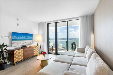 1010 Brickell Ave #4504, Miami, FL 33131