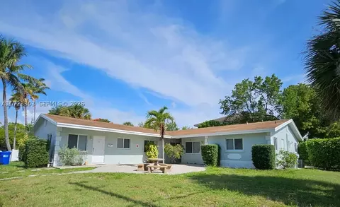1231 NE 23rd Ave, Pompano Beach, FL 33062