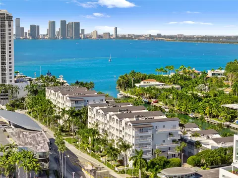 1413 Sunset Harbour Dr #212, Miami Beach, FL 33139