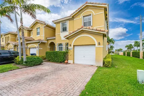 13727 SW 116th Ln #0, Miami, FL 33186