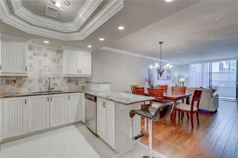 600 Three Islands Blvd #116, Hallandale Beach, FL 33009