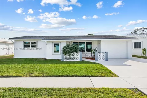 1413 NW 8th St, Dania Beach, FL 33004