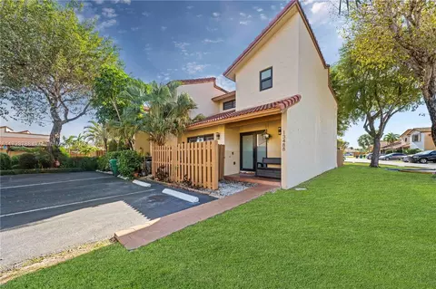 13488 SW 12th Ln, Miami, FL 33184