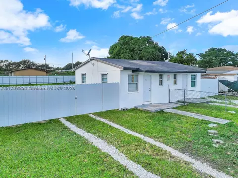 26540-26542 SW 138th Ct, Homestead, FL 33032