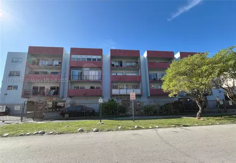 6070 W 19th Ave #115, Hialeah, FL 33012