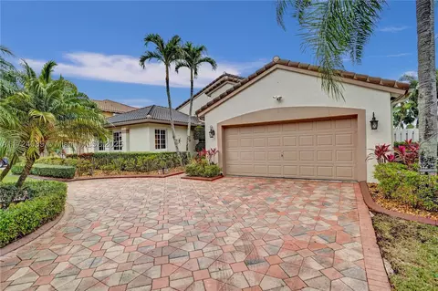 1010 NW 132nd Ave, Sunrise, FL 33323