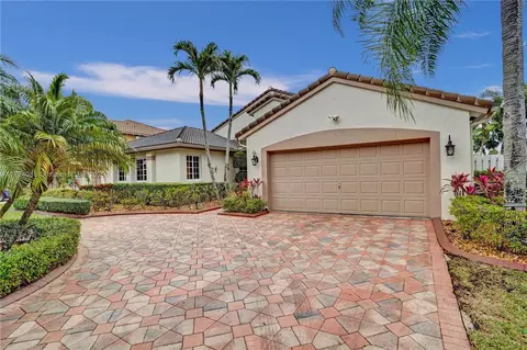 1010 NW 132nd Ave, Sunrise, FL 33323