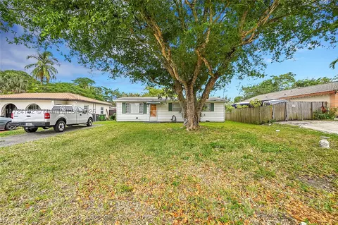 1480 SW 28th Ter, Fort Lauderdale, FL 33312