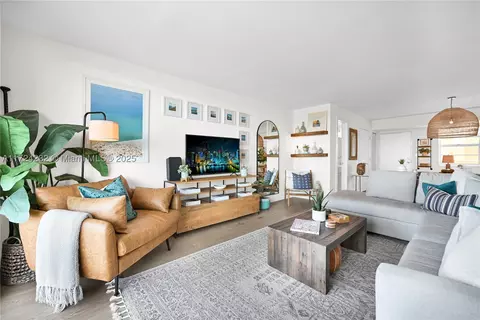8530 Byron Ave #504, Miami Beach, FL 33141