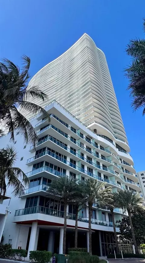4111 S Ocean Dr #UPH4, Hollywood, FL 33019