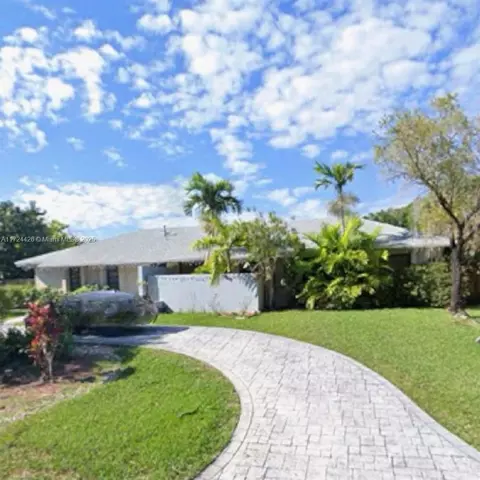 Undisclosed, Palmetto Bay, FL 33157