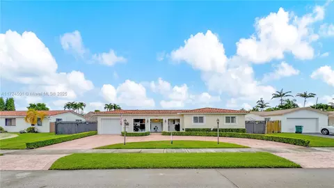10535 SW 96th Ter, Miami, FL 33176