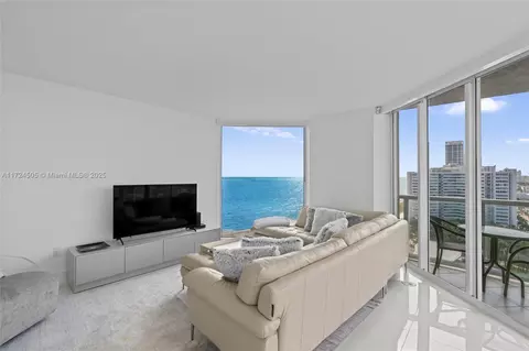 7330 Ocean Ter #19-C, Miami Beach, FL 33141