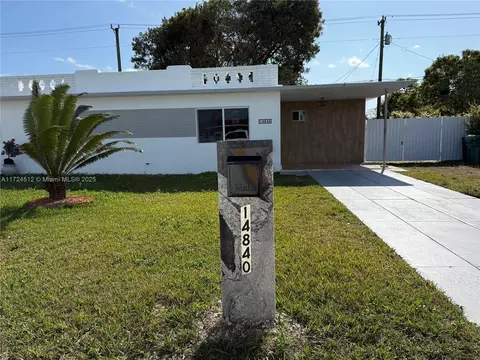 14840 Lincoln Dr, Homestead, FL 33033