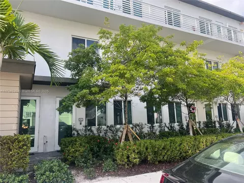 6420 NW 102nd Path #107, Doral, FL 33178