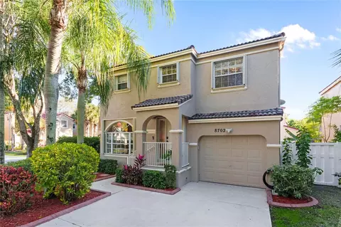8702 NW 5th Pl, Coral Springs, FL 33071