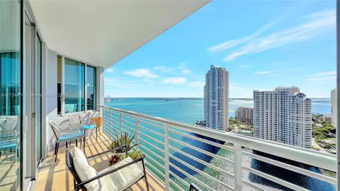 335 S Biscayne Blvd #2905, Miami, FL 33131