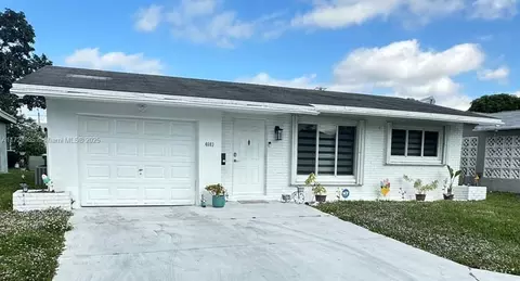 4603 NW 45th Ct, Tamarac, FL 33319