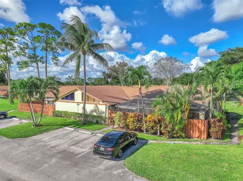 1160 Summit Pl Cir #D, West Palm Beach, FL 33415