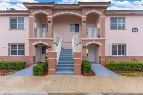 1271 SE 28th Ct #203, Homestead, FL 33035