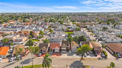 View/Area - 860 W 39th Pl, Hialeah, FL 33012 photo 1 of 2