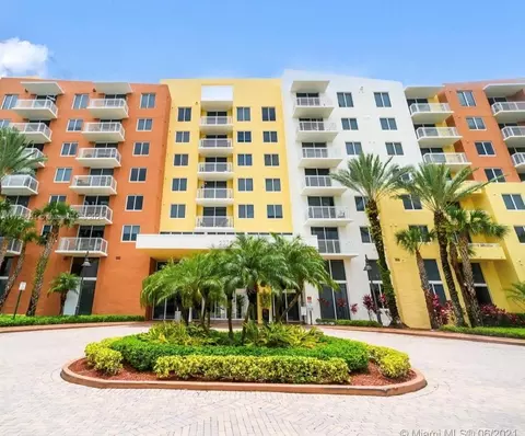 2775 NE 187th St #521, Aventura, FL 33180