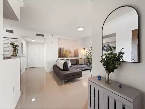 11730 SW 2nd St #12106, Pembroke Pines, FL 33025