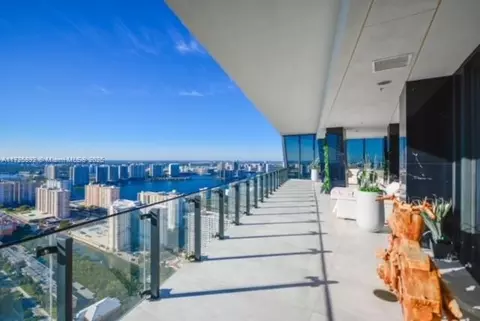 17141 Collins Ave #3602, Sunny Isles Beach, FL 33160