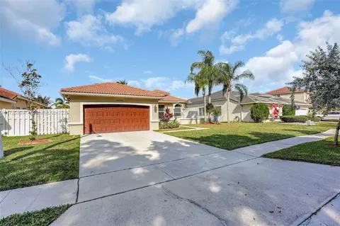 19383 NW 23rd St, Pembroke Pines, FL 33029