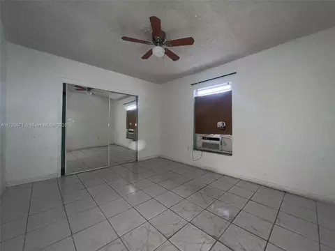 Bedroom - 840 SE 4th Pl, Hialeah, FL 33010 photo 2 of 2