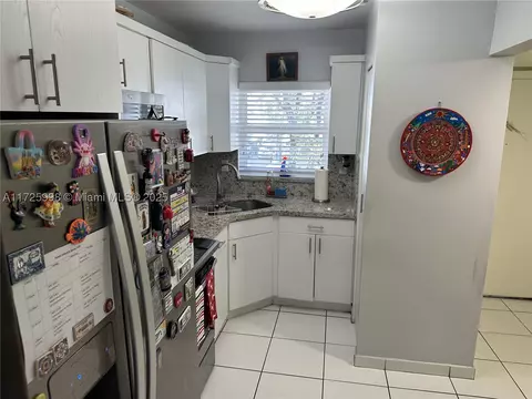 1630 W 46th St #204C, Hialeah, FL 33012