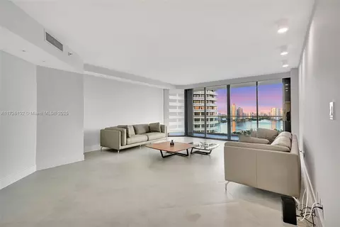 2800 Island Blvd #1802, Aventura, FL 33160