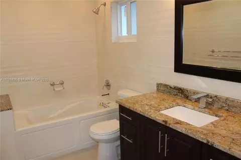 Undisclosed, Hialeah, FL 33012 photo 22