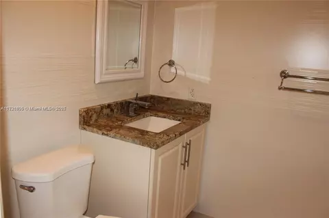 Undisclosed, Hialeah, FL 33012 photo 15